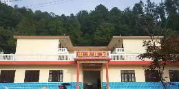 武陵山大裂谷景色秀丽_山水农家乐住宿推荐